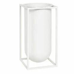 By Lassen Kubus Lolo Maljakko, Valkoinen