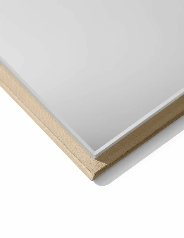 Nuori Hideaway peili, beige Nuori Hideaway Peili, Beige -FINISH DESIGN Myymälä NUORI Hideaway Mirror Neutral closeup