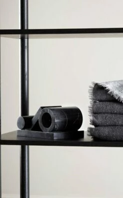 Woud Booknd Kirjatuki, 2 Kpl, Musta Marmori -FINISH DESIGN Myymälä WOUD AW22 BOOKND 1